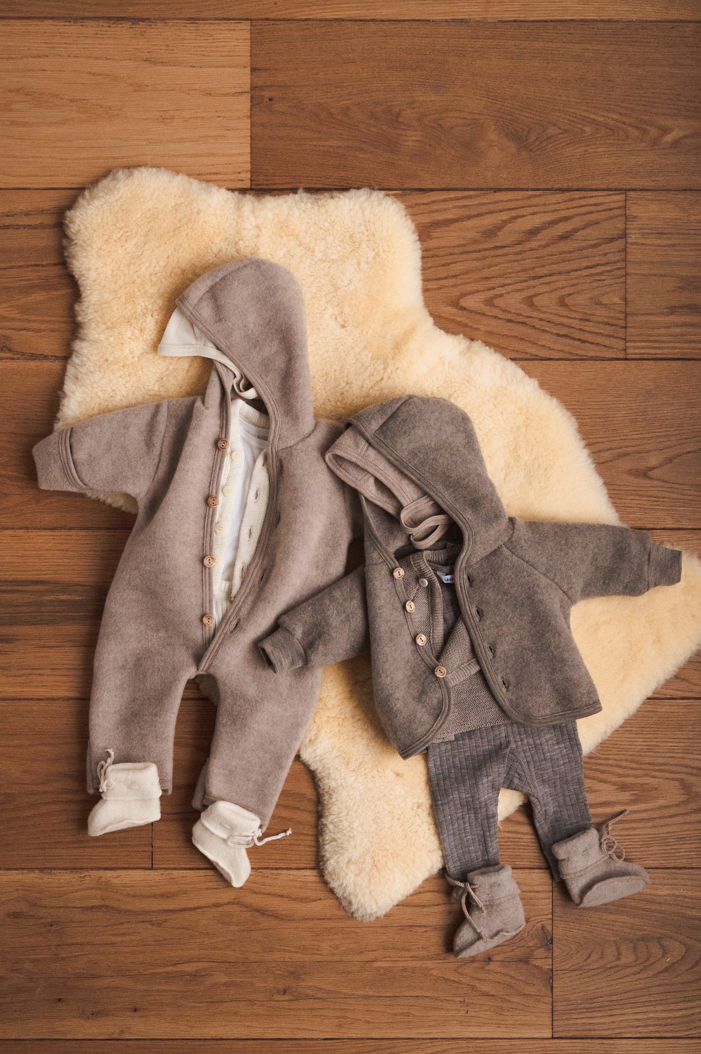 Engel Natur wool fleece bow hat – Sand melange