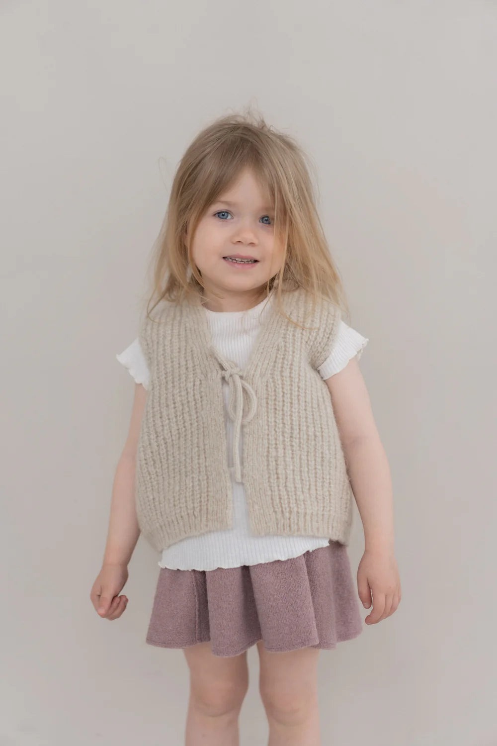 HALFEN alpaca children's vest with bow tie - Beige