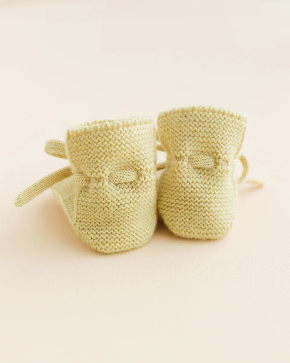 Hvid slofjes - Light yellow
