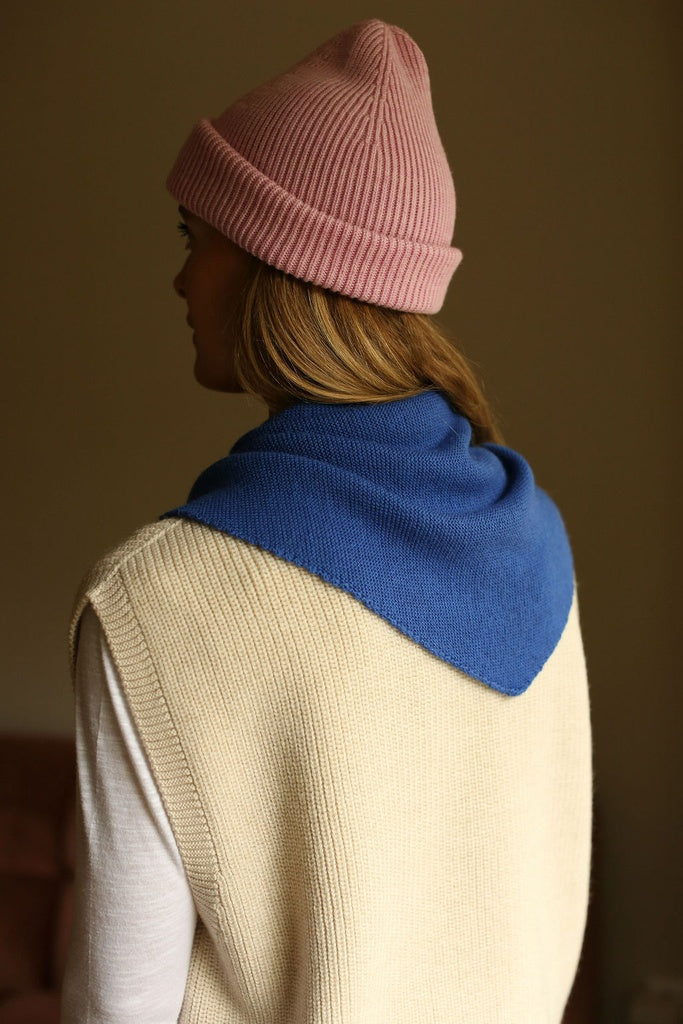 Hvid sjaal Josephina - Cobalt blue