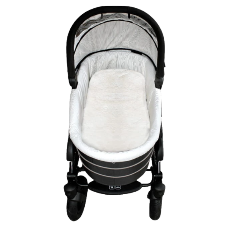 Heitmann Bright Schaffell-Kinderwagen – Weiß