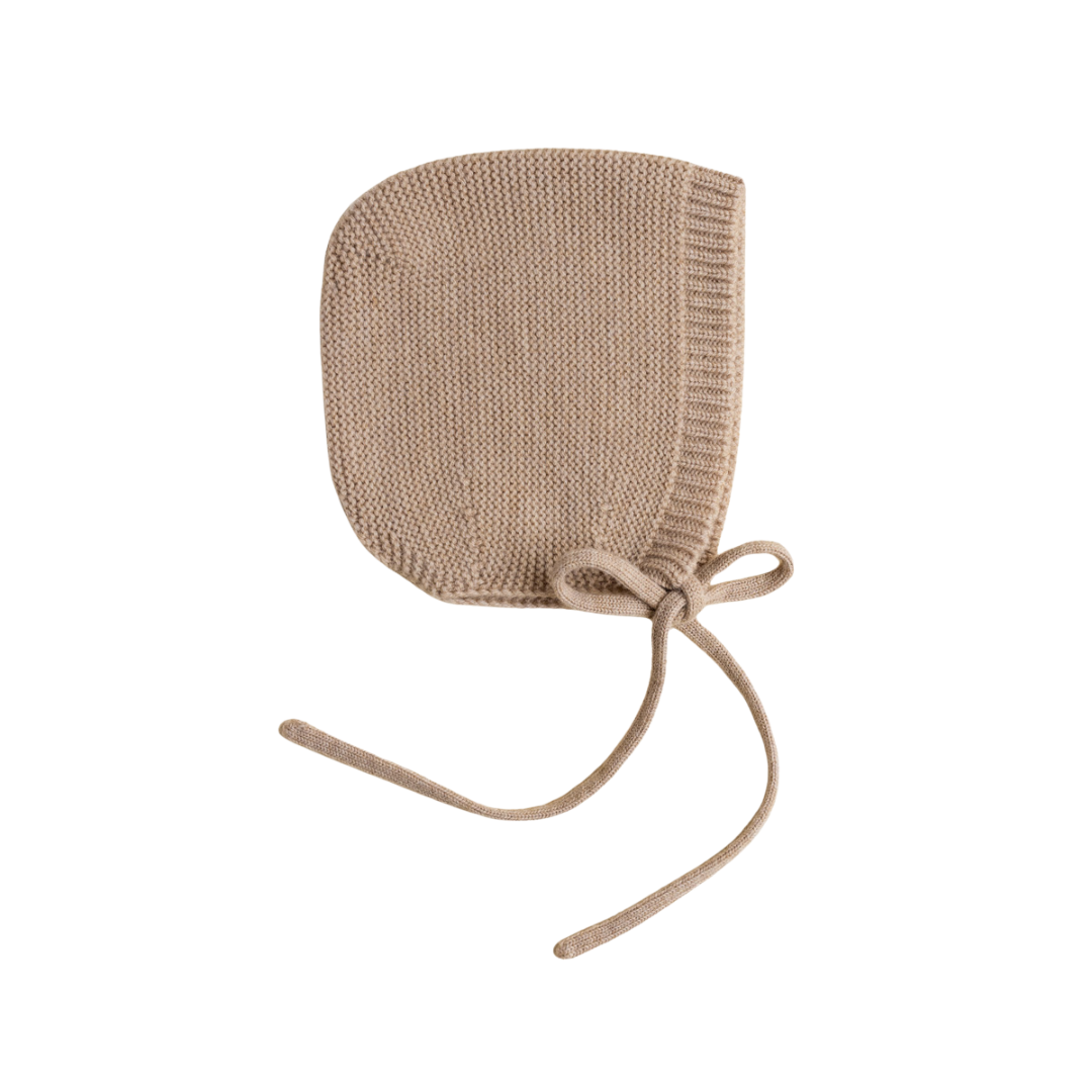 Hvid strikmutsje Dolly - Sand