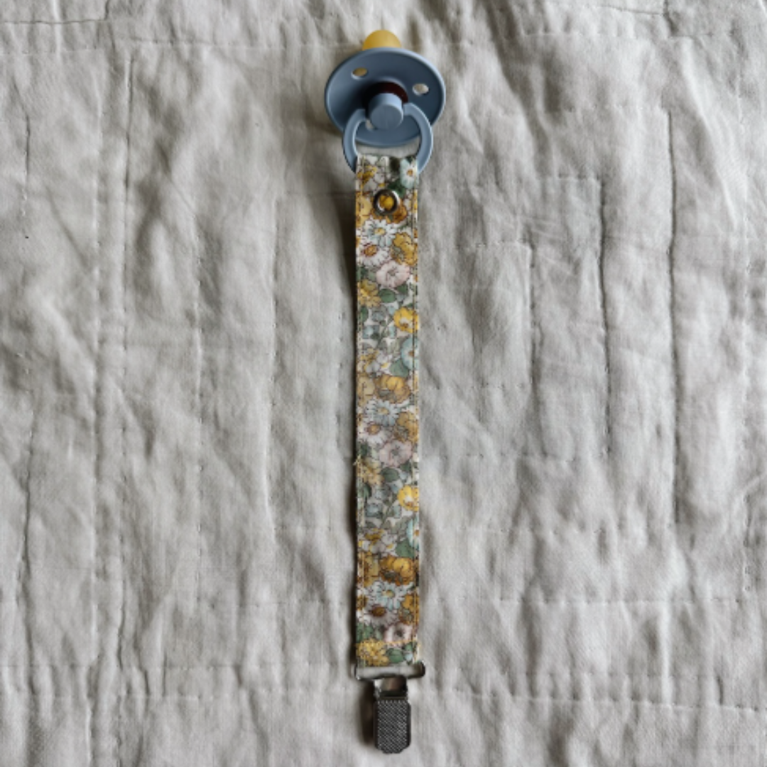 Lalaby cotton pacifier cord – Sunkissed