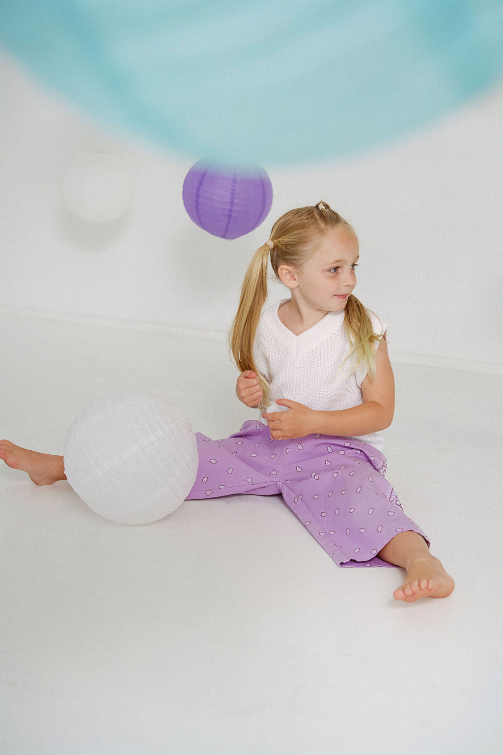 Rory George katoenen bandana broekje - Lilac w/ red stitch