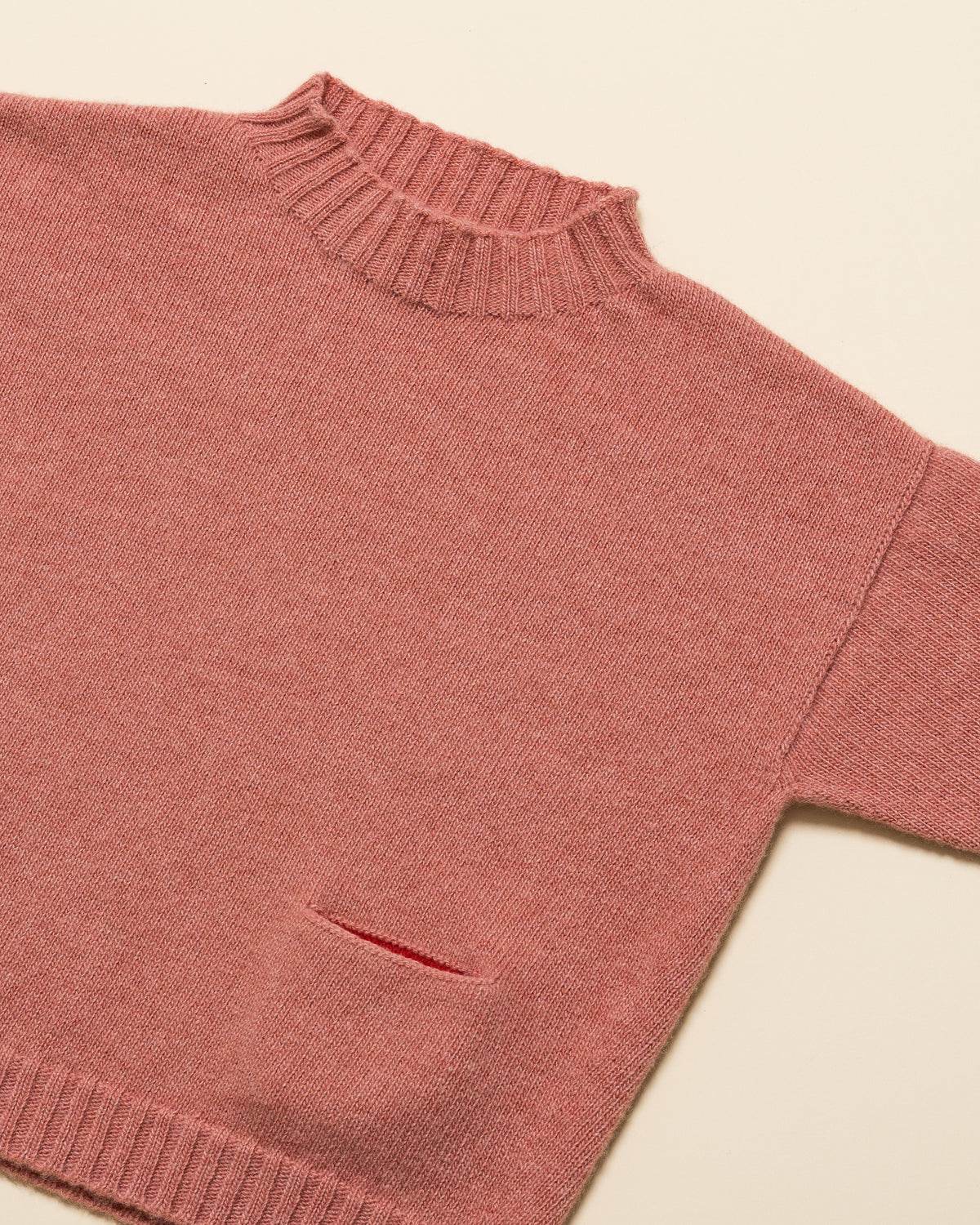 Hvid sweater Kasper - Strawberry Milkshake